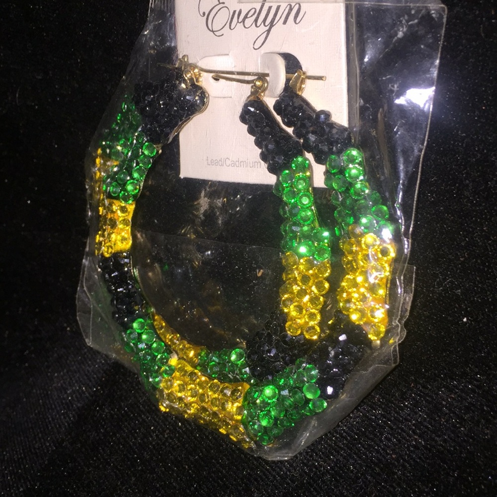 Hoop earrings #jamaican #caribbean #jamaicancolors